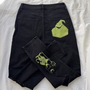 Oogie Boogie and his Nightmare Before Christmas gang: Light-Up Mom Cowboys